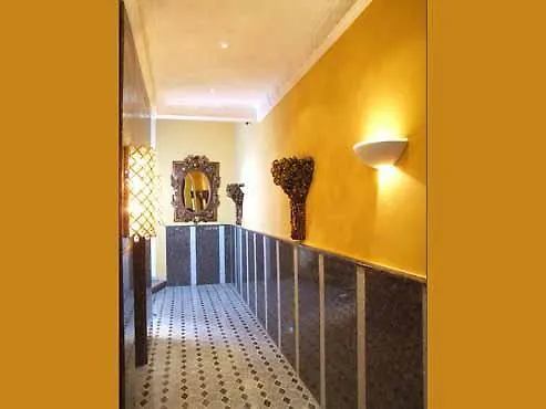 Otel Atlas Münih